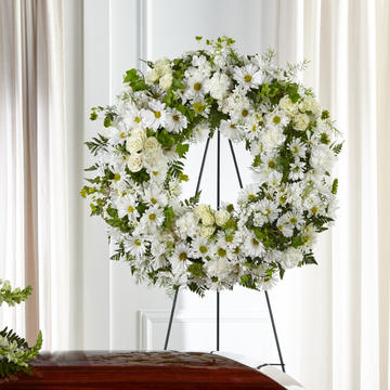 Grand White Wreath